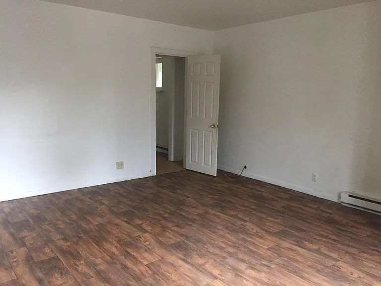 8866 Main St #1 — Photo 1