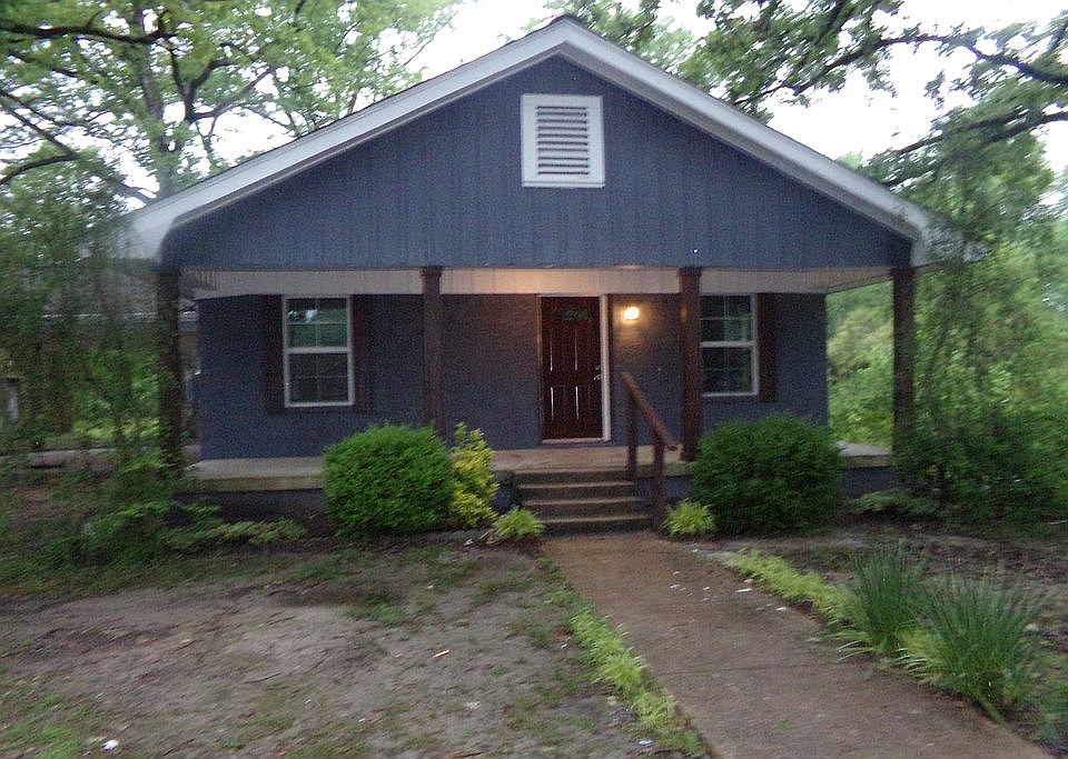 442 S Wyatt Dr