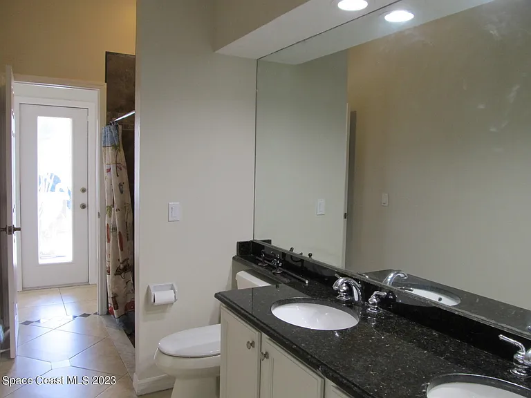986 Fostoria Dr — Photo 18