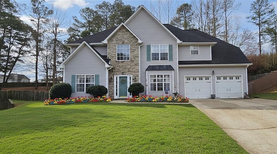 1st image of 144 Silverleaf Ln