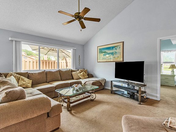 2nd image of 111 Maplecrest Circle
