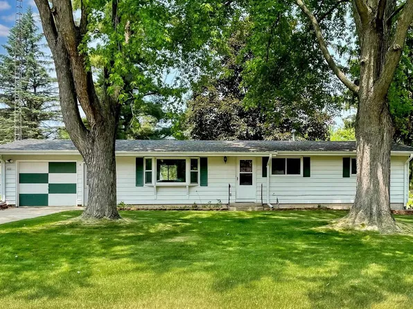 602 Halbert Street, Green Lake, WI 54941
