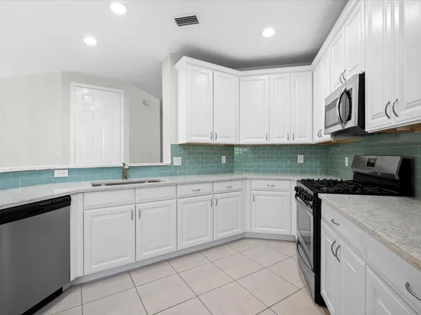 300 September Street, Palm Beach Gardens, FL 33410