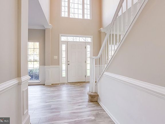 3rd image of 8124 Willingboro Ct