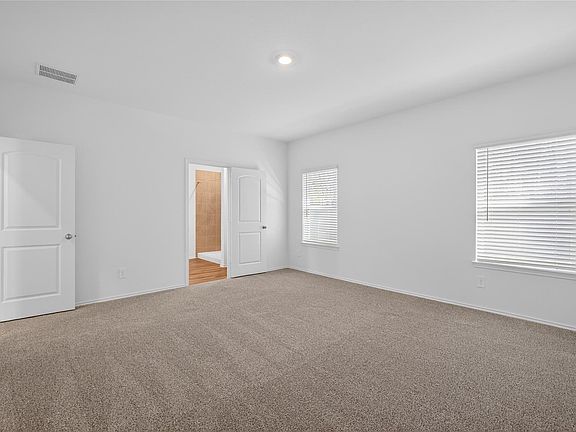 3rd image of 24807 Springbluff Valley Ct