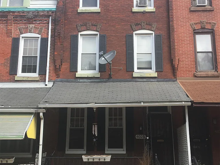 4025 Green St #1 — Photo 4