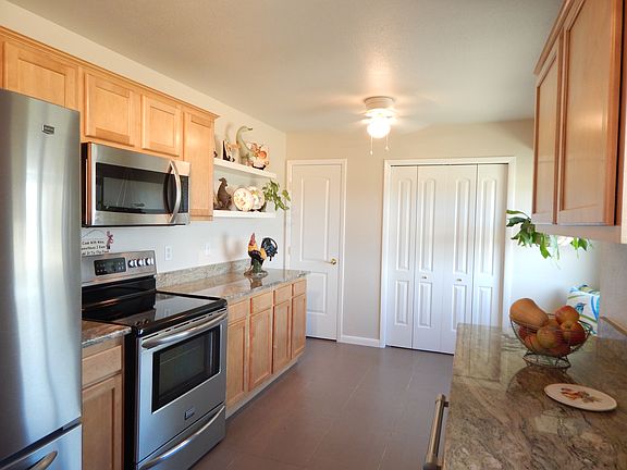 New counters & cabinets
