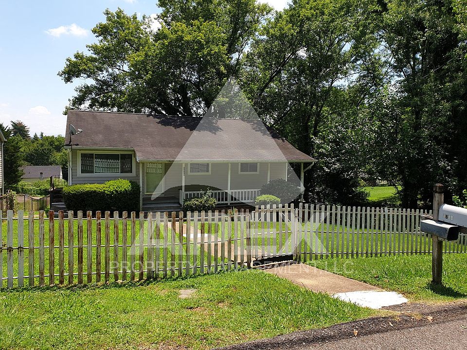 1st image of 2628 Truman Ave