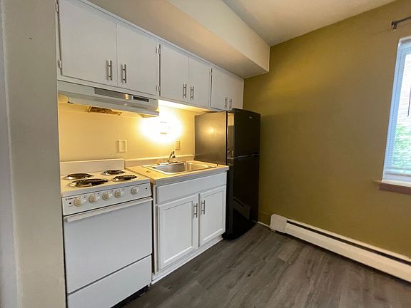 2nd image of 1417 N Prospect Ave #105