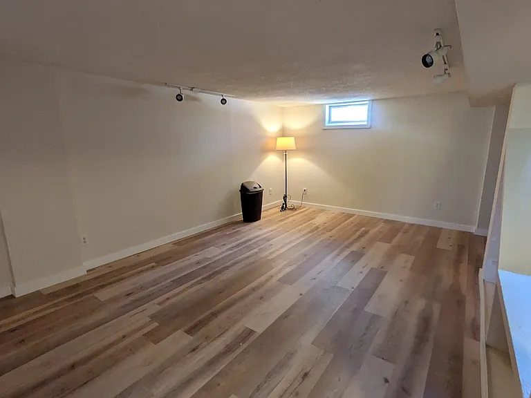2305 S Glendale Ave — Photo 9