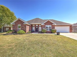 1203 N Oriole Ave, Rogers, AR 72756