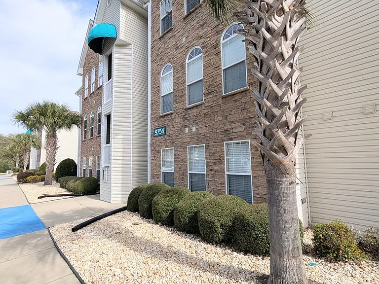 9754 Leyland Dr #9 — Photo 1