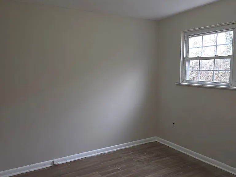 36 Thorn Ln — Photo 7