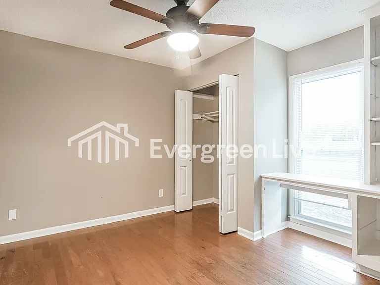 746 Pinkston St — Photo 8