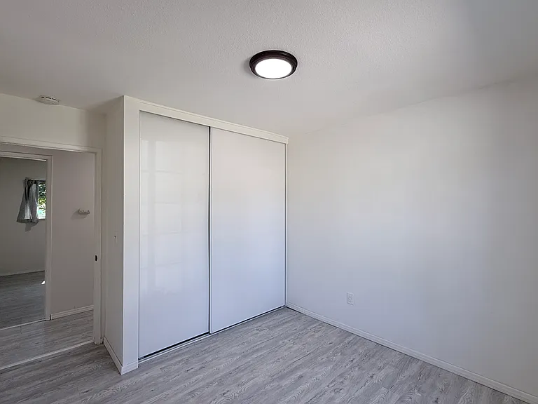 175 S Vallejo Way — Photo 7