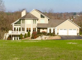130 Pine Lake Dr, Columbia, KY 42728