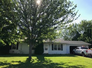 1024 S Jackson St, Nappanee, IN 46550