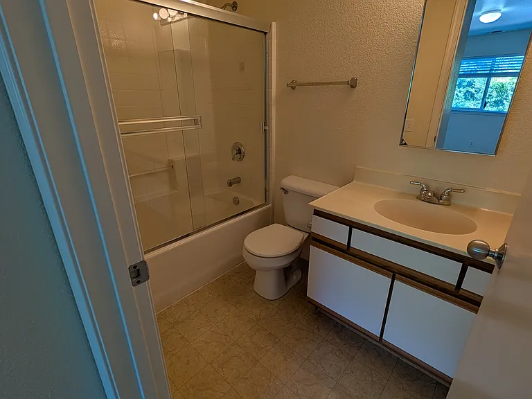639 Santa Ana Dr #110 — Photo 10
