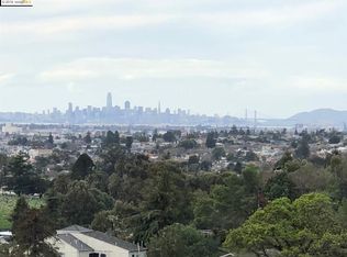 7331 Hillmont Dr, Oakland, CA