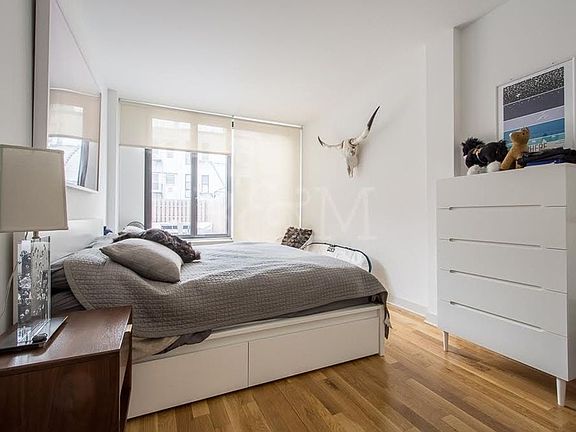 4th image of 64 Bayard St APT 1E