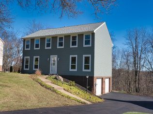 2536 Country Side Ln, Wexford, PA