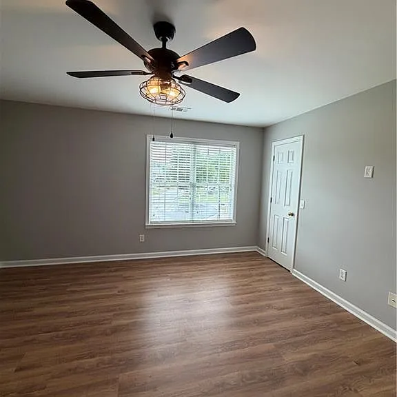117 Richmond Dr — Photo 15