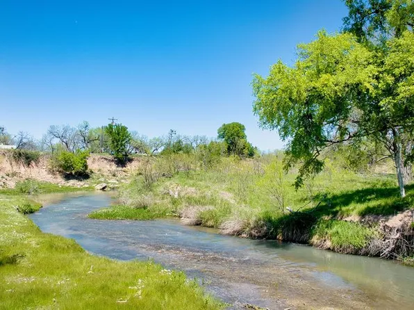 10568 E Fm 2092, Menard, TX 76859