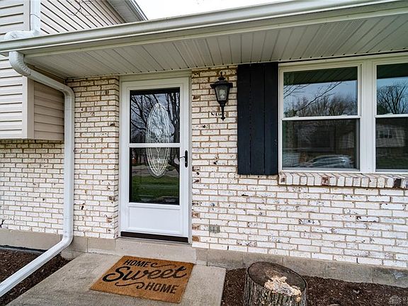 2nd image of 525 Preston Dr