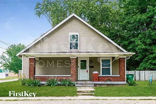 109 Franklin St Photo 1