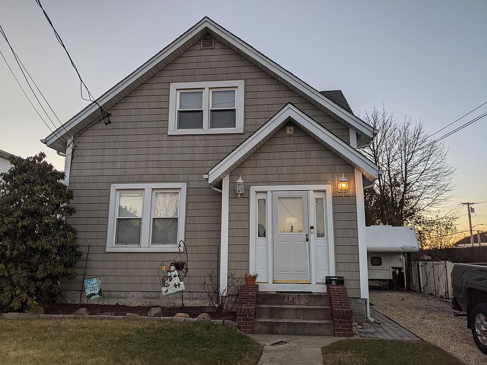 1st image of 2 Cedar Ave