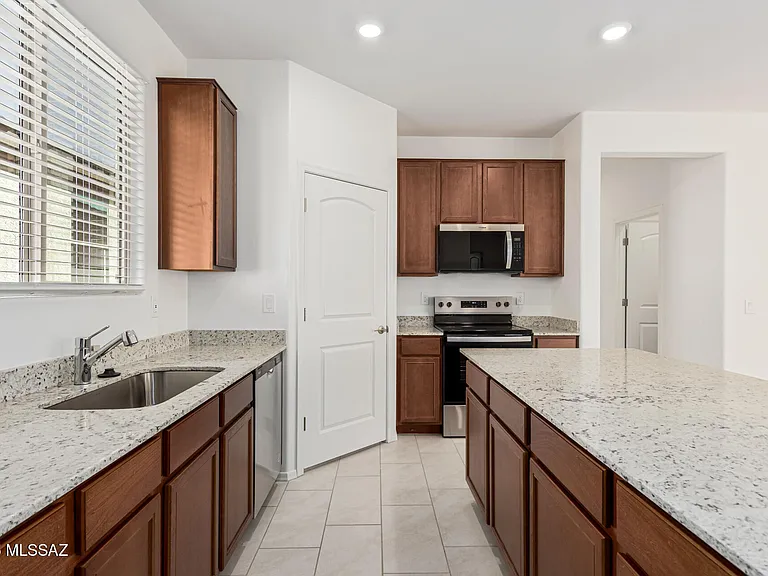 9253 N Agave Gold Rd — Photo 12