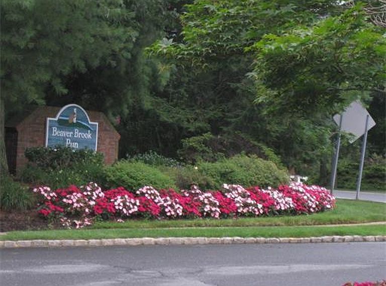 1st image of 36 Hemlock Dr