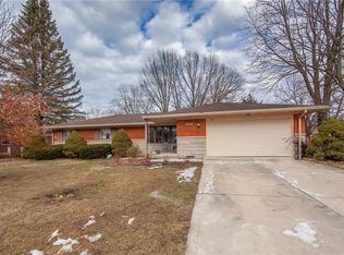 213 Prairie Pkwy, Brownsburg, IN 46112
