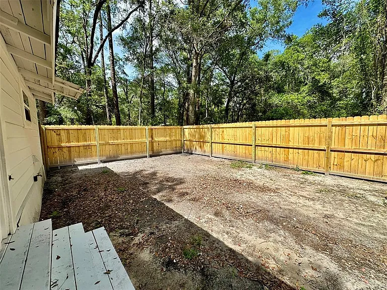 13647 NE 141st Dr — Photo 34