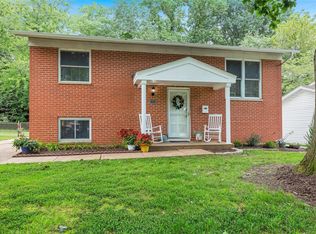 1615 Ville Maura Ln, Hazelwood, MO 63042