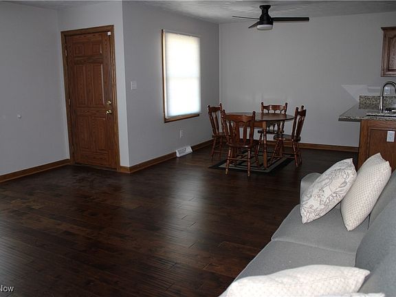 5th image of 333 W Heatherwood Dr