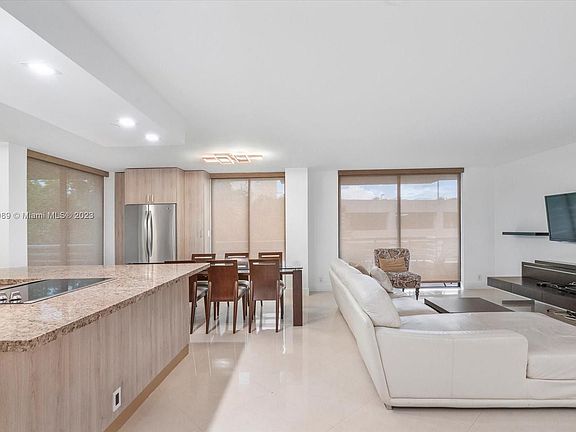 2nd image of 3300 NE 191st St APT 313