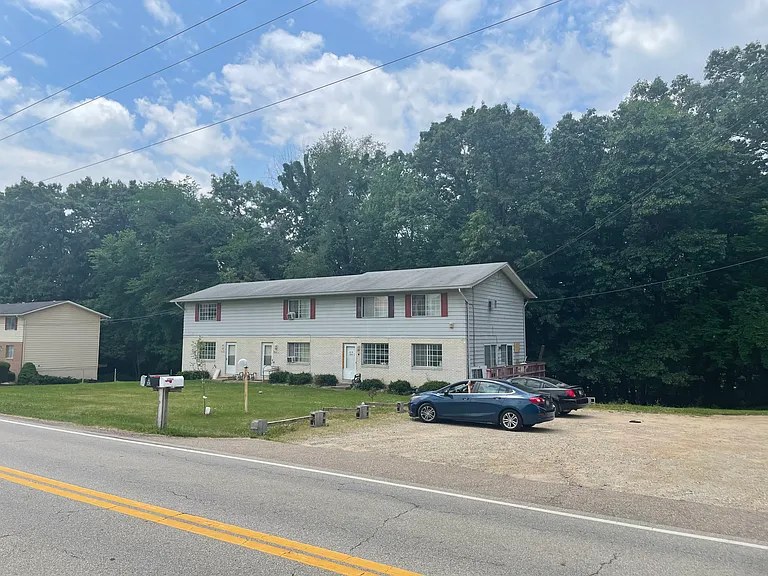 3864 Cottage Grove Rd — Photo 2