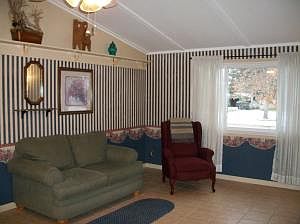 4th image of 109 Spencer Ave