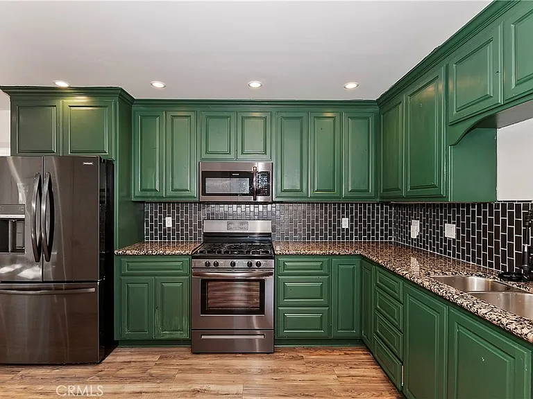 21510 Crest Forest Dr — Photo 8