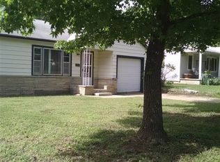 1001 W Oak Ave, Arkansas City, KS 67005
