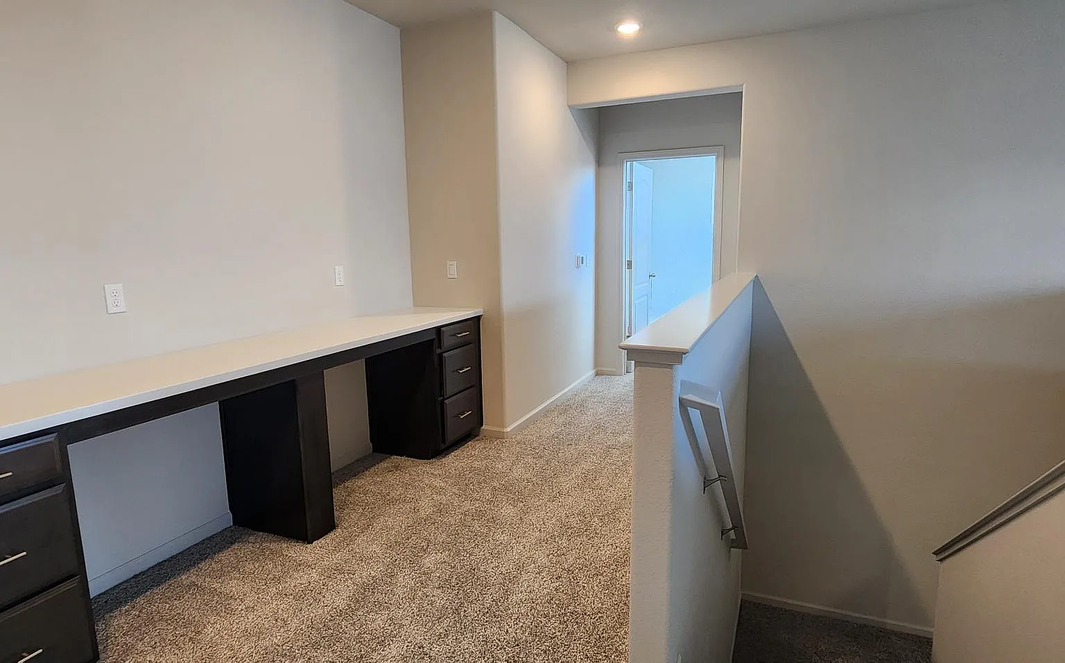 5 bed, 2992 sqft, $3,500 — Photo 3