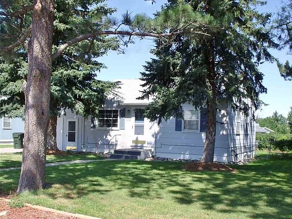 3rd image of 1132 Country Club Dr