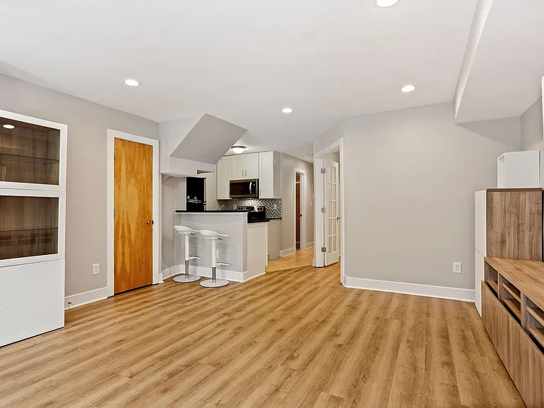 Living room/new floor