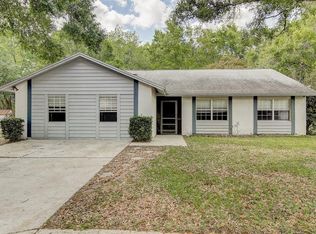 1803 Craven Dr, Seffner, FL 33584