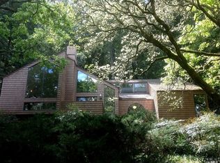 827 Wild Oak Dr, Santa Rosa, CA 95409