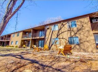 907 Coulee Rd APT 205, Hudson, WI 54016