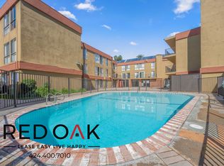 17830 1/4 Sherman Way #212, Reseda, CA 91335