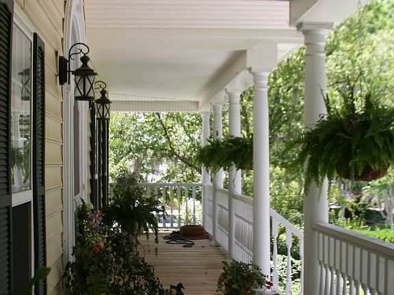 Front Porch from Chairs