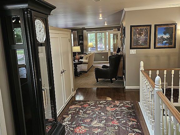 Foyer with skylight